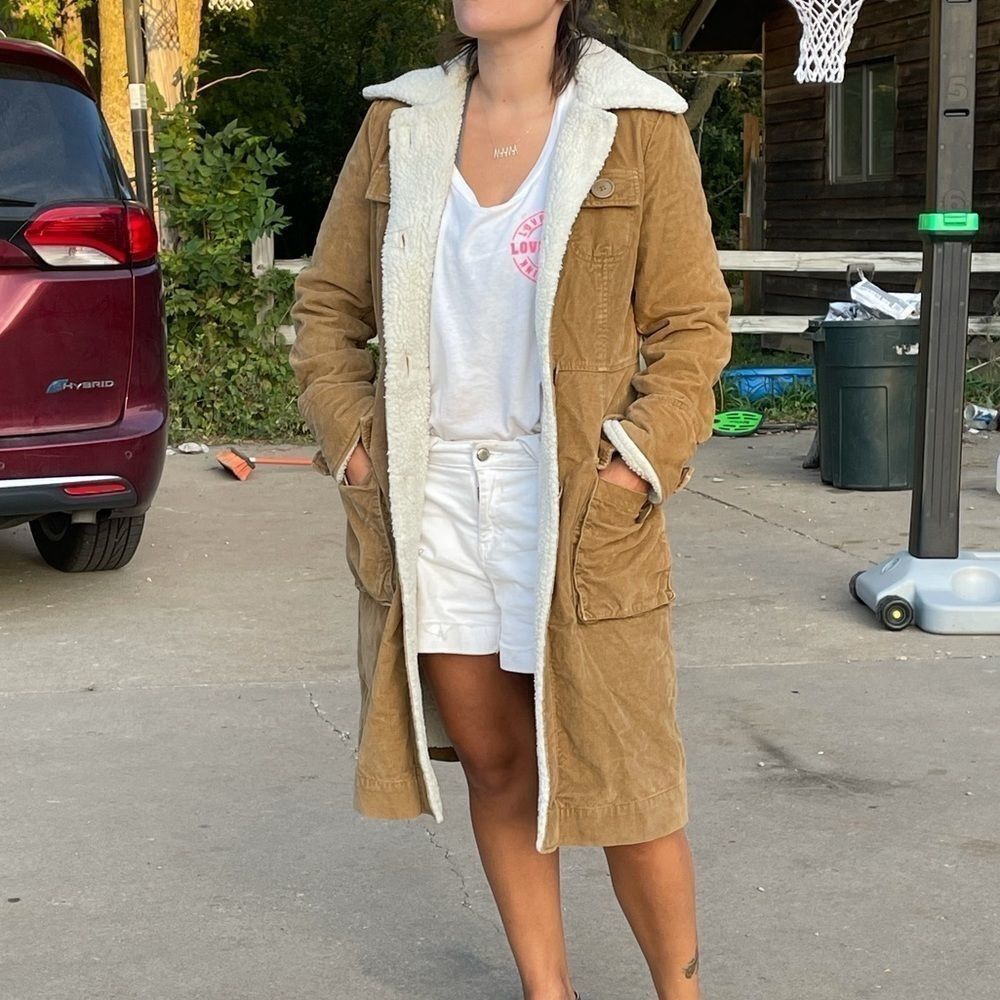 Vintage American eagle Sherpa lined coat. Small